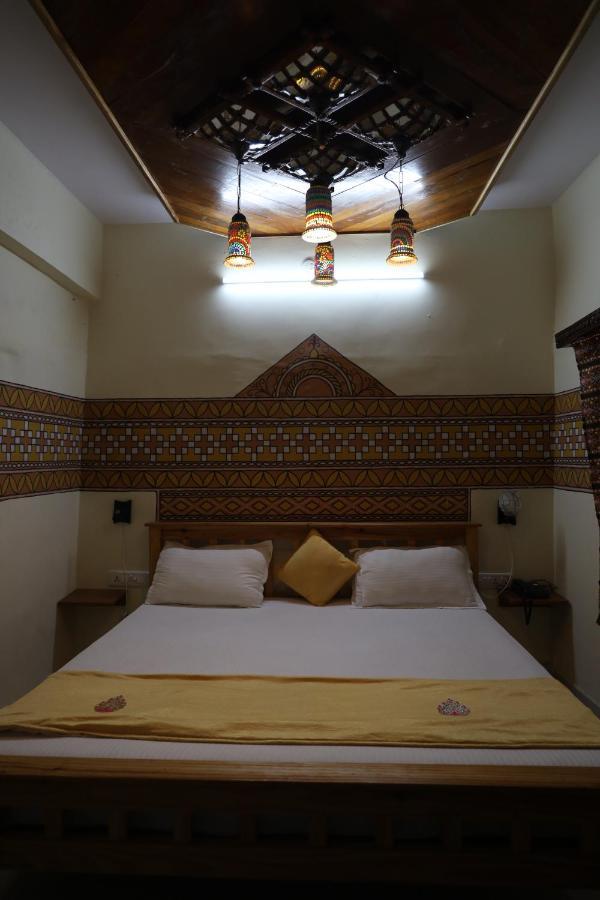 Shyam Home Stay Bhuj Dış mekan fotoğraf