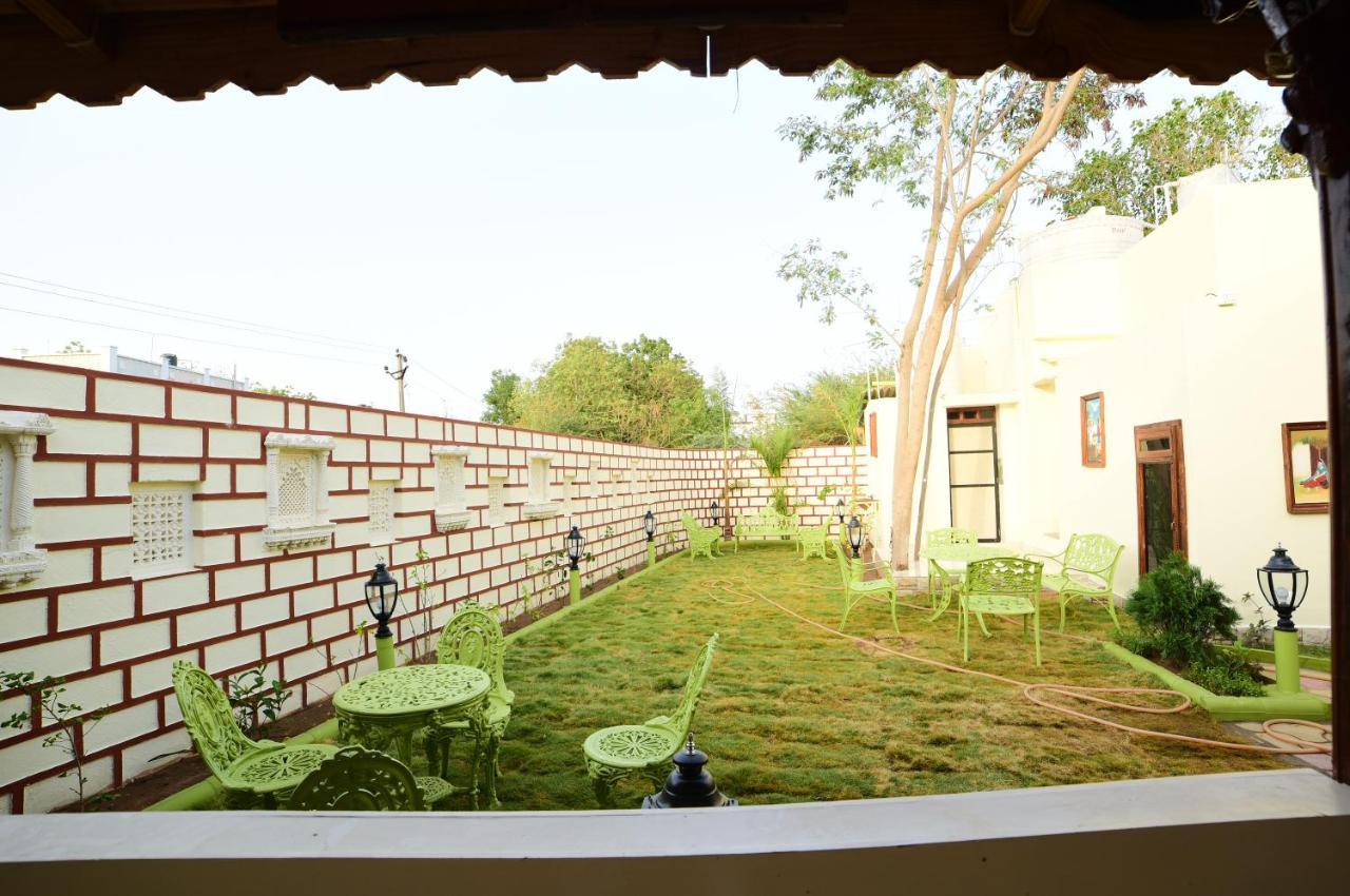 Shyam Home Stay Bhuj Dış mekan fotoğraf