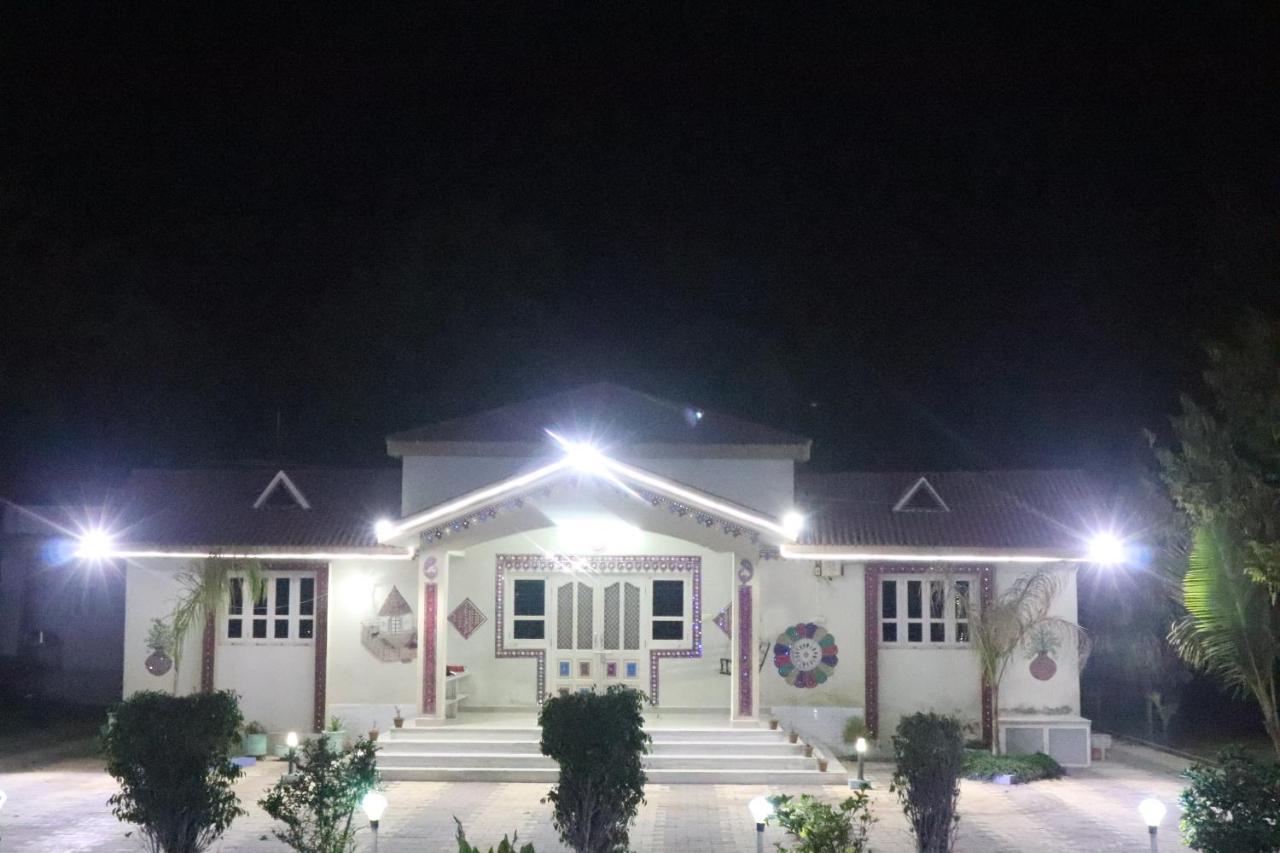 Shyam Home Stay Bhuj Dış mekan fotoğraf