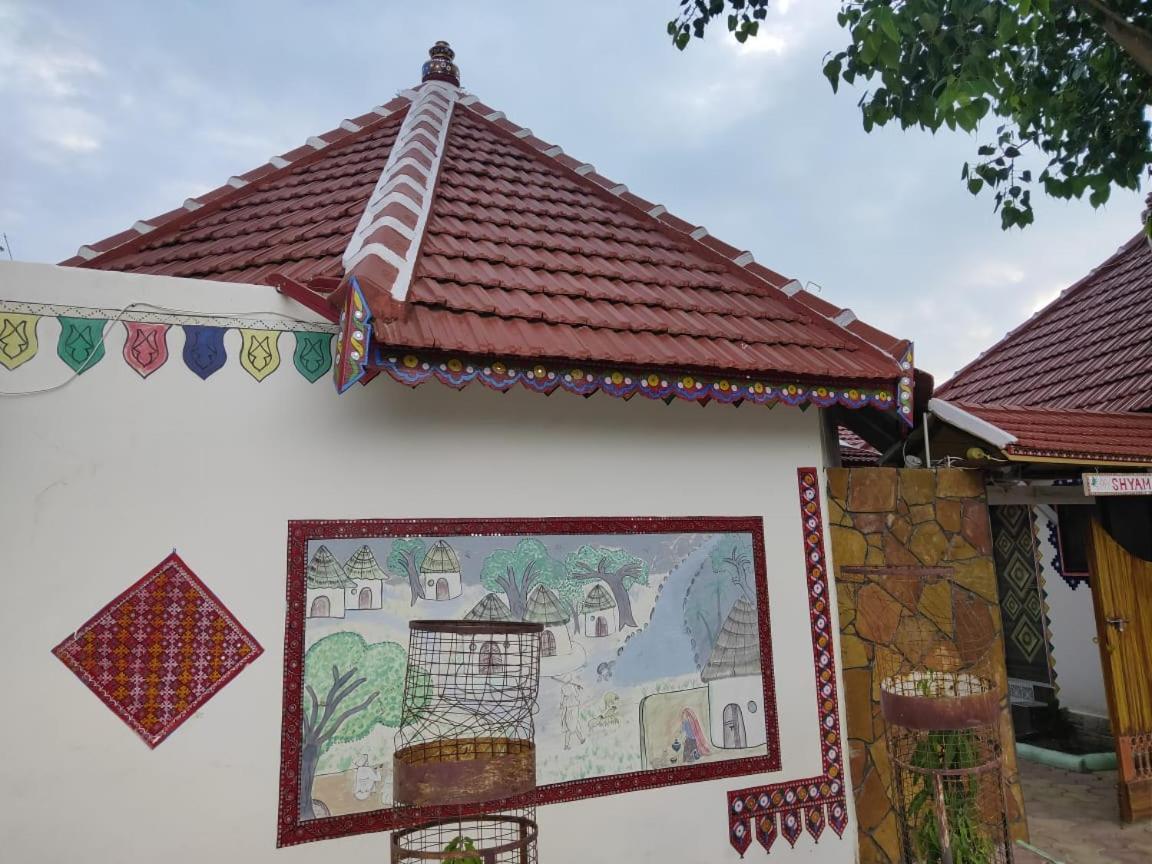 Shyam Home Stay Bhuj Dış mekan fotoğraf